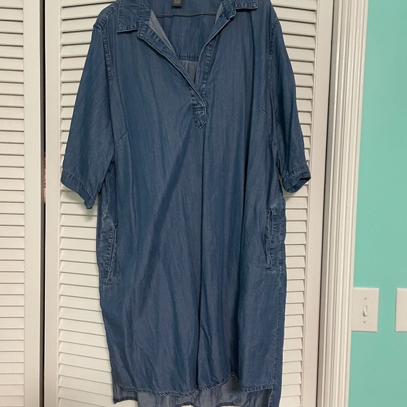 Chambray dress - Picture 1 of 2